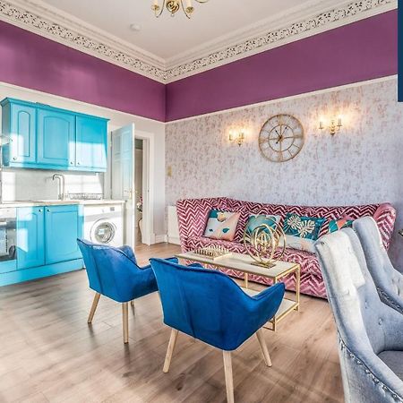 Presidential Apartment, Family Home, Luxury Bedrooms, 2 Rooms, 1 King Bed, 2 Single Beds, Free Wifi, Free Parking, Tourists, Business Travelers, Relocation, Beautiful River Views, - Long Stays, Invoice And Reduced Price Are Only Via Sunrise Short Let Dundee Luaran gambar