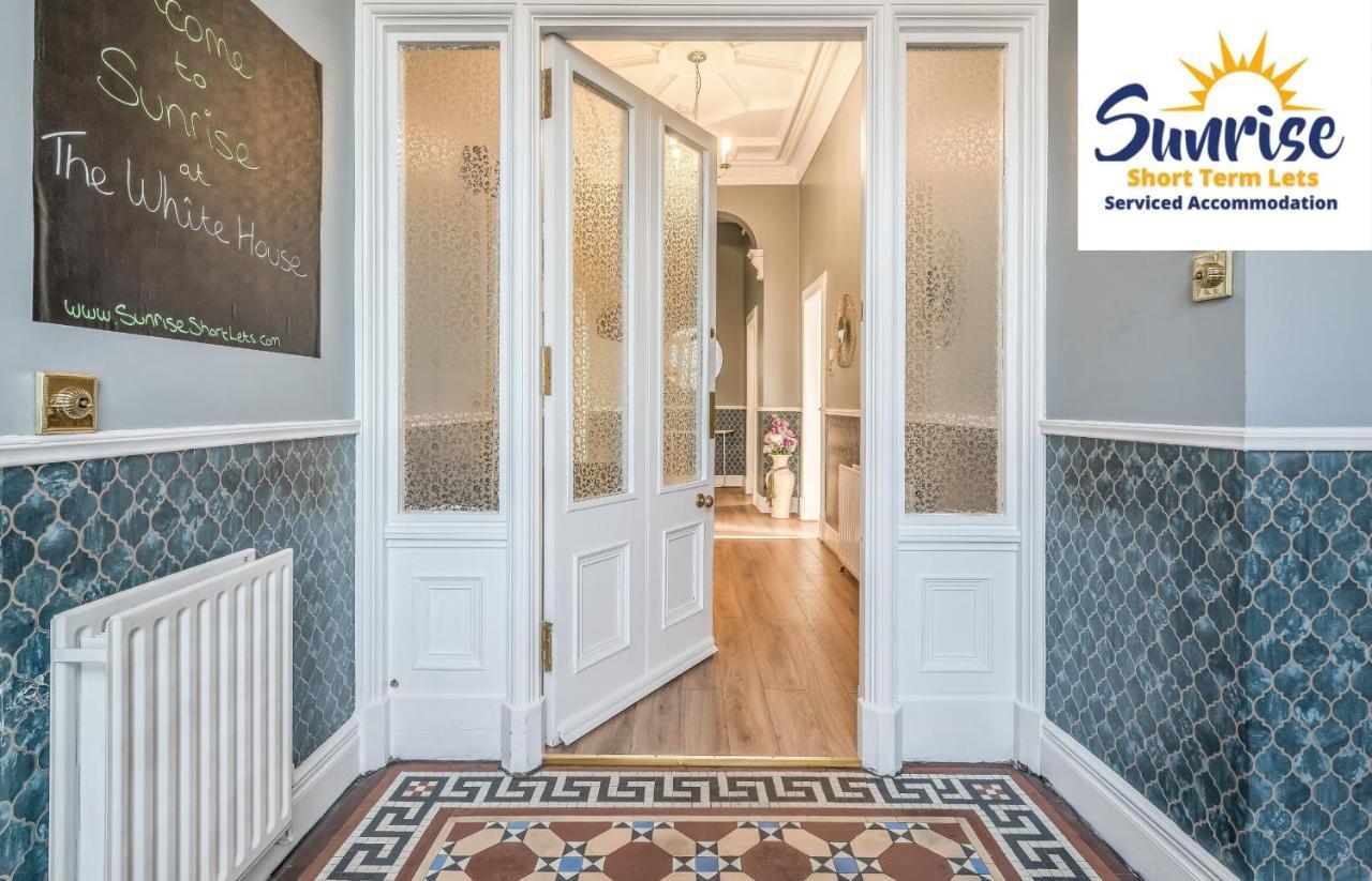 Presidential Apartment, Family Home, Luxury Bedrooms, 2 Rooms, 1 King Bed, 2 Single Beds, Free Wifi, Free Parking, Tourists, Business Travelers, Relocation, Beautiful River Views, - Long Stays, Invoice And Reduced Price Are Only Via Sunrise Short Let Dundee Luaran gambar
