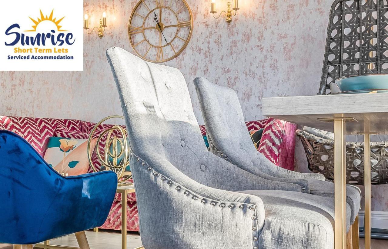 Presidential Apartment, Family Home, Luxury Bedrooms, 2 Rooms, 1 King Bed, 2 Single Beds, Free Wifi, Free Parking, Tourists, Business Travelers, Relocation, Beautiful River Views, - Long Stays, Invoice And Reduced Price Are Only Via Sunrise Short Let Dundee Luaran gambar